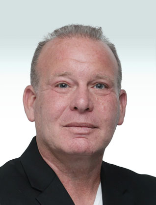 אלי לביא — מייסד ובעלים משותף